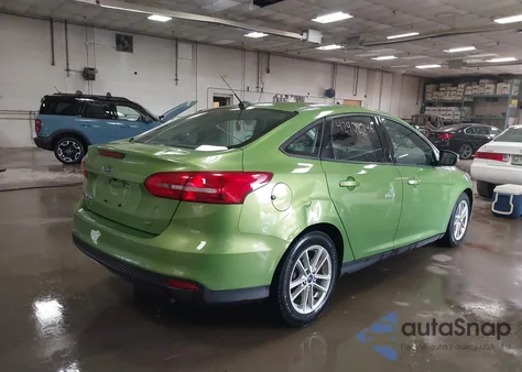 2018 Ford Focus Se из США, поврежденный, VIN 1FADP3F26JL264174